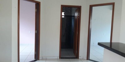 [ VENDE-SE ] VENDE-SE UMA CASA DE ALVENARIA, NO BAIRRO OLÍMPICO EM ROLIM DE MOURA