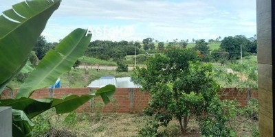 [ VENDE-SE ] VENDE-SE UMA CASA EM NOVO HORIZONTE DO OESTE
