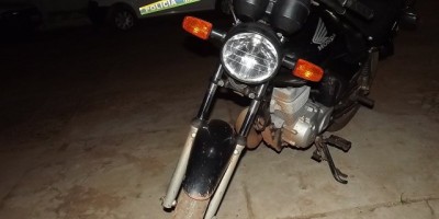 Rolim de Moura – Polícia Militar recupera moto furtada