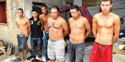 Ji-Paraná – PM prende quadrilha que estava aterrorizando comerciantes em Ji-Paraná; Armas, drogas e dinheiro foram encontradas com o bando