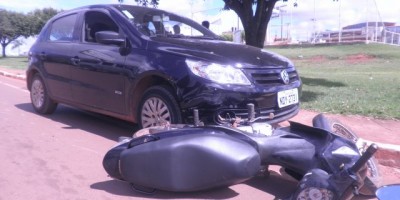 Rolim de Moura – Acidente de trânsito envolvendo carro e moto.