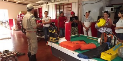 Rolim de Moura –  Alunos visitam Quartel do Corpo De Bombeiros Militar