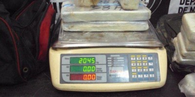 Porto Velho - Polícia Civil apreende cerca de 10Kg de maconha e prende quatro pessoas