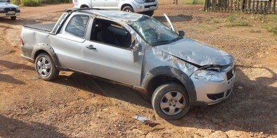 Jaru: Homem capota veículo na BR-364 poucos minutos após comprá-lo em concessionária