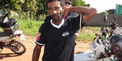 Rolim de Moura –  Homem tentou arrombar casa, fugiu do local mas é detido pela PM