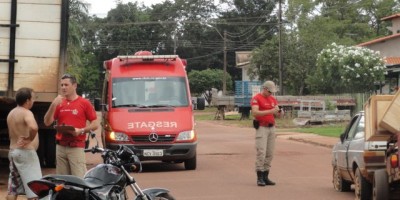 Rolim de Moura –   Motociclista bate na frente de carro no bairro Cidade Alta