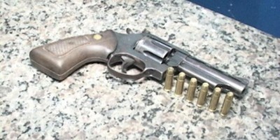 CACOAL -  POLÍCIA MILITAR PRENDE SUSPEITOS DE ESTAREM REALIZANDO ROUBOS NA CIDADE DE CACOAL
