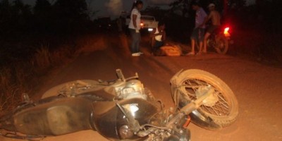 São Francisco do Guaporé – Motociclista perde a vida após passar em buraco
