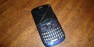 São Francisco do Guaporé - Ladrão se arrepende e liga para polícia para devolver celular furtado em São Francisco do Guaporé