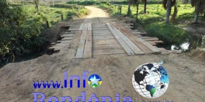 Rolim de Moura – Prefeitura recupera ponte da linha 186 em menos de 2 dias