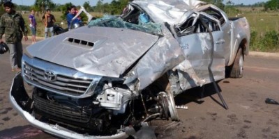 Seringueiras - Grave acidente na BR-429 próximo a linha 14 em Seringueiras deixa duas pessoas feridas.