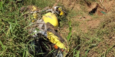 Rolim de Moura –  Batida entre duas motos no bairro Centenário  deixa um dos condutores em estado grave