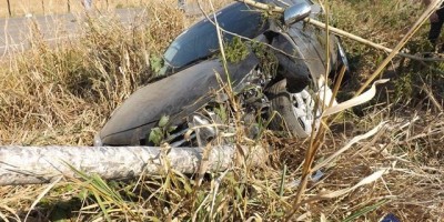 RO-383 - Acidente com Corola na RO 383 entre Santa Luzia e Rolim de Moura.
