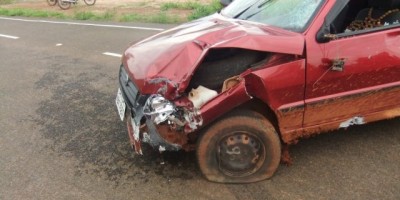 Alta Floresta - Acidente entre um carro e uma moto resulta em uma vítima fatal na zona rural do município de Alta Floresta 