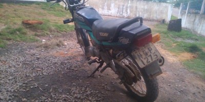 Santa Luzia - Motocicleta com placa adulterada é apreendida pela Polícia Militar