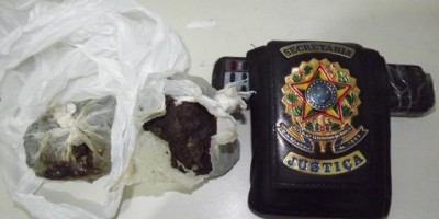 Rolim de Moura – Agentes Penitenciários encontram drogas em um dos Apenados durante uma revista