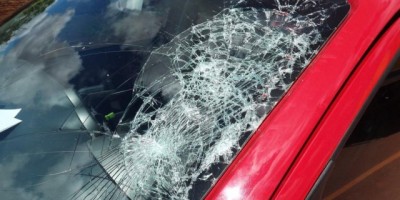 Rolim de Moura –  Colisão frontal entre carro e moto deixa uma pessoa gravemente ferida