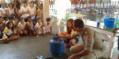Rolim de Moura: Bombeiros realizam palestra na Escola Aluízio Pinheiro Ferreira