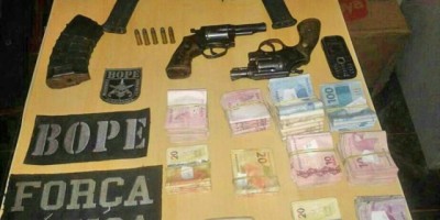 MATO GROSSO - Assalto a banco no Mato Grosso termina com dois assaltantes mortos e um preso, em troca de tiros com o BOPE/MT - IMAGENS FORTES