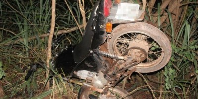 Rolim de Moura –  Motociclista se choca violentamente contra cerca de arame no bairro Planalto