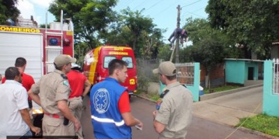 BRASIL - Foz do Iguaçu – Homem morre eletrocutado enquanto trabalhava (imagens fortes)