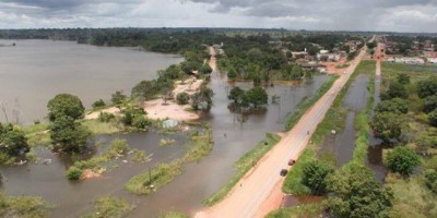 Acre e Rondônia podem ficar sem combustível por causa da enchente
