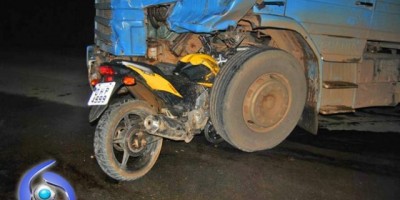 Ji-Paraná - Grave acidente envolvendo carreta e motocicleta na BR-364 tira a vida de um casal