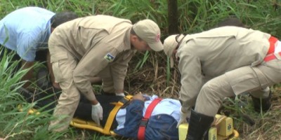 Rolim de Moura –  Motociclista sofre queda na RO-010
