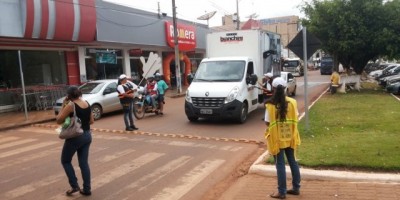 Rolim de Moura –  Detran e Comtran realizam blitz educativa