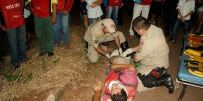 Rolim de Moura –  Mototaxista fratura perna em acidente de trânsito no bairro São Cristóvão