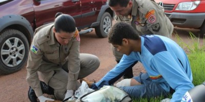 Rolim de Moura –  Motociclista fica ferido em acidente de trânsito no bairro São Cristóvão