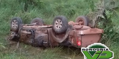 BR-421 - Rolimourenses sofrem grave acidente na BR-421: Veja vídeo