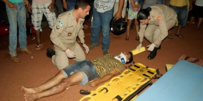 Rolim de Moura –  Motociclista fica ferido em acidente de trânsito no bairro Beira Rio