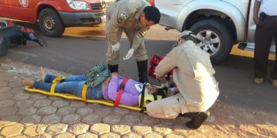 Rolim de Moura –  Motociclista fica ferida após se chocar contra caminhonete