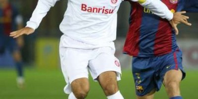 Morre ex-jogador Fernandão em queda de helicóptero em Goiás