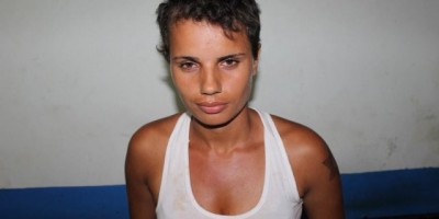 Rolim de Moura - Mulher é presa vendendo drogas no centro da cidade