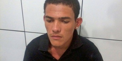 Ji-Paraná - Guarnição de Rádio Patrulha do 2º PM prende jovem que assaltou residência com arma de brinquedo