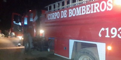Rolim de Moura - Após desentendimento, homem ateia fogo na casa da namorada