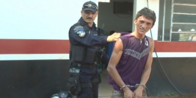 Rolim de Moura –  Homem agride sua esposa, quebra viatura dos Bombeiros e acaba preso