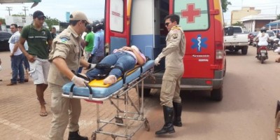 Rolim de Moura –  Colisão entre moto e carro deixa mulher ferida