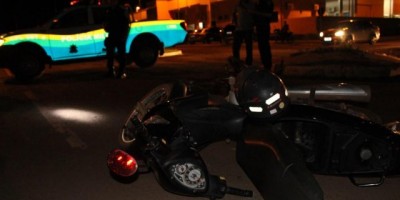 Rolim de Moura –  Colisao entre moto e bicicleta deixa dois homens feridos