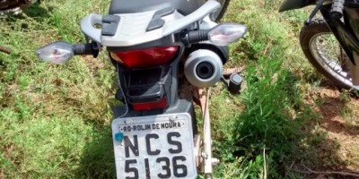 SÃO MIGUEL: PRESOS DUPLA COM MOTOS ROUBADAS DE ROLIM DE MOURA