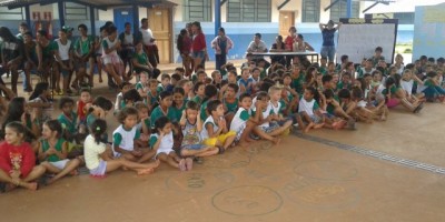 Rolim de Moura - Escola Maria Comandolli Lira completa na data de hoje 22 anos de existência