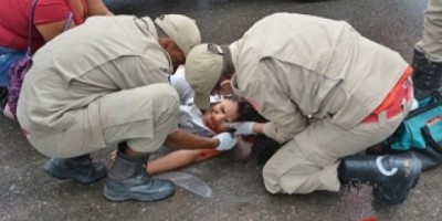 Ji-Paraná - Motorista perde o controle de caminhonete e atropela três motocicletas