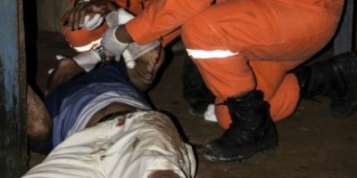 Porto Velho - Homem esfaqueado pede socorro em comércio na vila tupy