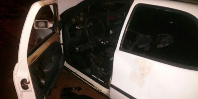  Rolim de Moura – Indivíduo ateia fogo em veiculo Fiat Palio no bairro Cidade Alta