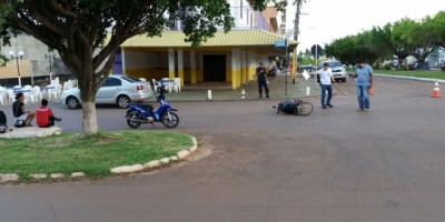 Rolim de Moura – Acidente de trânsito envolvendo duas motocicletas deixa duas pessoas feridas, mas apenas uma é conduzida ao Hospital Municipal