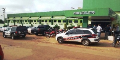 OPERAÇÃO DETALHE - Ministério Público e Polícia Civil realizam operação em Cacoal e prendem políticos