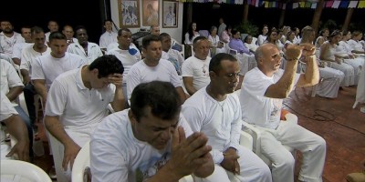 DEU NO FANTÁSTICO - Presos tomam chá alucinógeno em projeto social polêmico em Rondônia