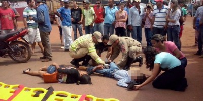 Rolim de Moura -  Mãe e filho ficam feridos em grave acidente de trânsito no bairro Cidade Alta